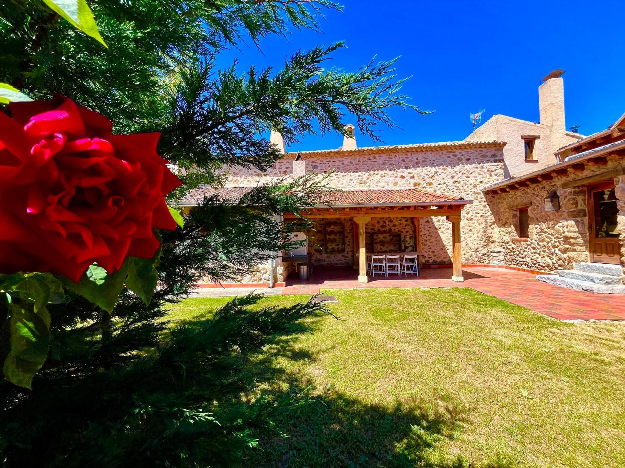 Casona de Saltus, casa con encanto en Sotosalbos Exterior foto